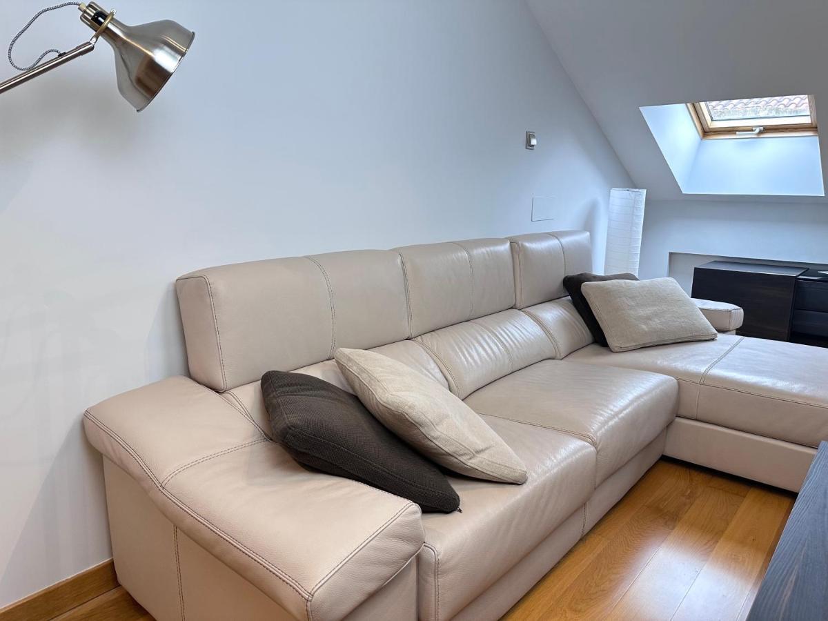 Apartamento Gran Via - Parking Gratis サラマンカ エクステリア 写真
